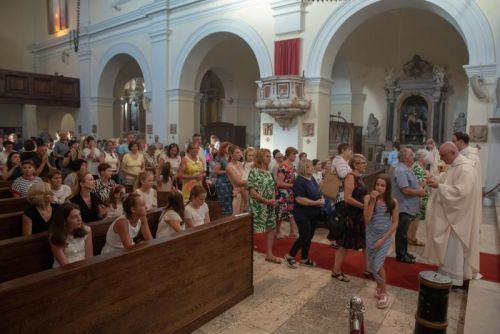 Mons. Rogić predvodio slavlje Gospe Ribarske u Senju