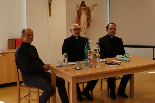 Tečaj u Karmelu Presvetog Srca Isusova u Gospiću