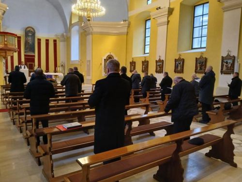 Susret biskupa Mede sa svećenicima Gospićko-senjske biskupije