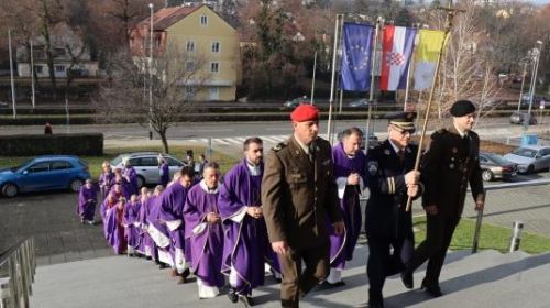 Predbožićno čestitanje i oproštaj od mons. Marka Mede u Vojnom ordinarijatu u RH