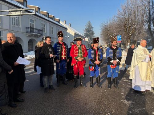Biskup Marko Medo u Gospiću otvorio Jubilarnu godinu u Gospićko-senjskoj biskupiji
