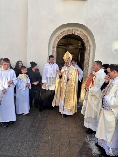 Biskup Marko Medo u Gospiću otvorio Jubilarnu godinu u Gospićko-senjskoj biskupiji