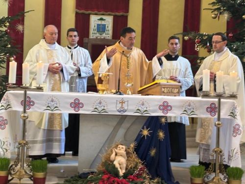 Biskup Marko Medo u Gospiću otvorio Jubilarnu godinu u Gospićko-senjskoj biskupiji
