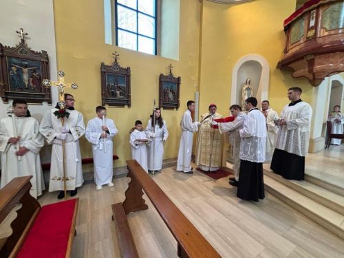 Biskup Marko Medo u Gospiću otvorio Jubilarnu godinu u Gospićko-senjskoj biskupiji