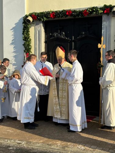 Biskup Marko Medo u Gospiću otvorio Jubilarnu godinu u Gospićko-senjskoj biskupiji