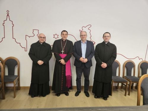 Biskup Medo u kanonskoj vizitaciji župa Ogulinskog dekanata