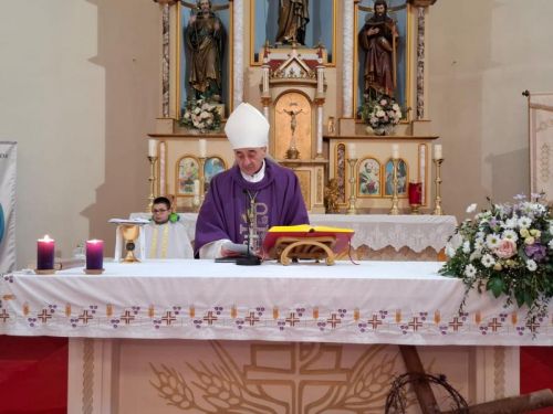 Biskup Medo u Ličkom Osiku predslavio misu za Josipa Jovića