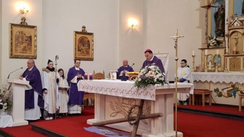 Biskup Medo u Ličkom Osiku predslavio misu za Josipa Jovića