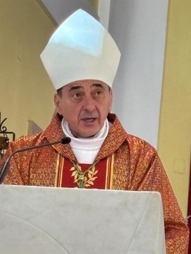 Biskup Medo na Veliki petak predvodio obrede u gospićkoj Katedrali