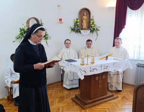 Biskup Marko Medo predvodio misno slavlje u Samostanu sv. Josipa u Otočcu