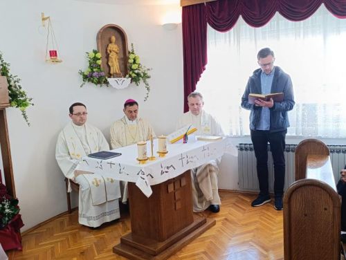 Biskup Marko Medo predvodio misno slavlje u Samostanu sv. Josipa u Otočcu