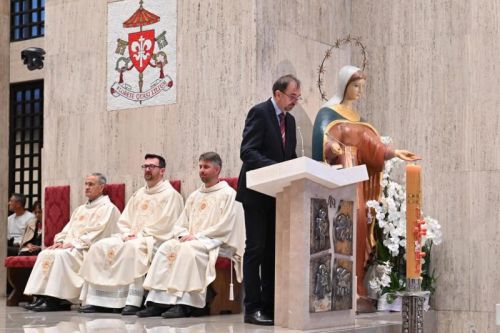 Biskup Marko Medo predvodio misno slavlje 8. utorka sv. Antunu u župi sv. Anutna Padovanskog na Svetom Duhu u Zagrebu