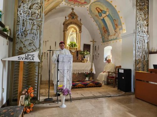 Održano osmo hodočašće svećenika Gospićko-senjske biskupije Majci Božjoj Krasnarskoj