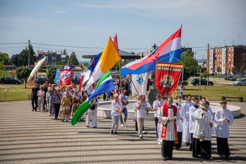 Proslavljena svetkovina sv. KVIRINA u Sisku