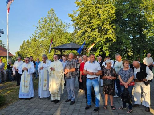 Misa bdijenja u Tounju