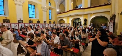 Posveta hrvatskog naroda i domovine Srcu Isusovu