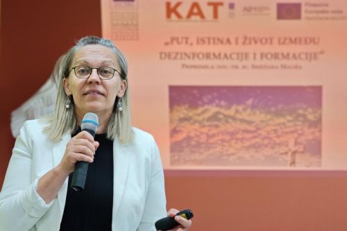 Edukacijski susret svećenika i vjeroučitelja Gospićko-senjske biskupije