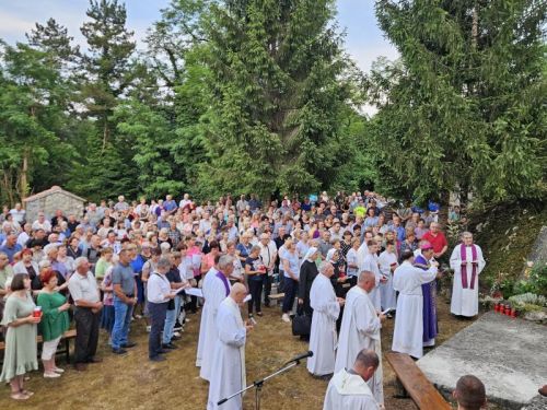 Godišnje proštenje u Trošmariji: Biskup Marko Medo predvodio misno slavlje