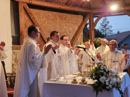 Godišnje proštenje u Trošmariji: Biskup Marko Medo predvodio misno slavlje