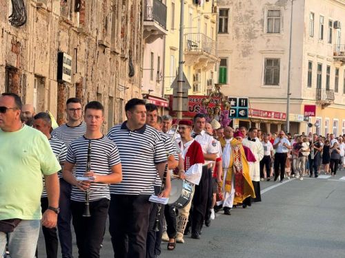 Biskup Marko Medo predvodio proslavu Gospe Ribarske u Senju