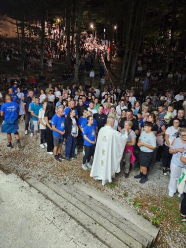 Misa bdijenja uoči Velike Gospe u svetištu Majke Božje od Krasna
