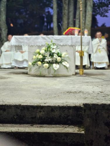 Misa bdijenja uoči Velike Gospe u svetištu Majke Božje od Krasna
