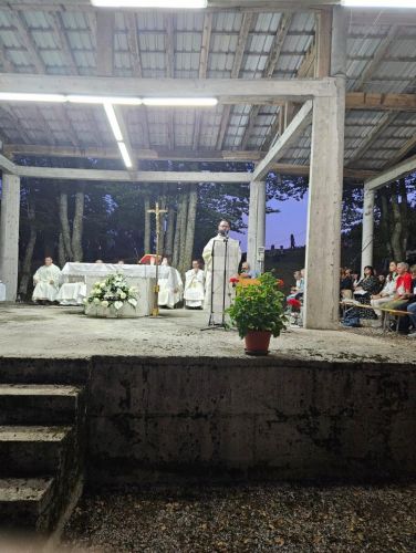 Misa bdijenja uoči Velike Gospe u svetištu Majke Božje od Krasna