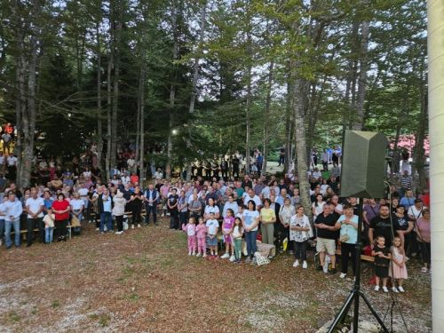 Misa bdijenja uoči Velike Gospe u svetištu Majke Božje od Krasna