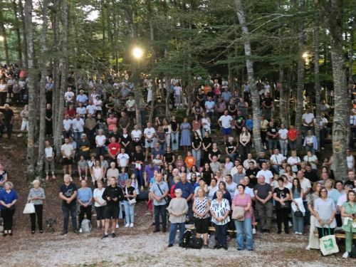 Misa bdijenja uoči Velike Gospe u svetištu Majke Božje od Krasna