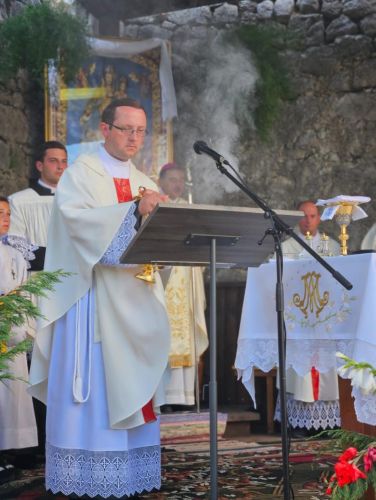 Proslava Velike Gospe u Ogulinskim Oštarijama