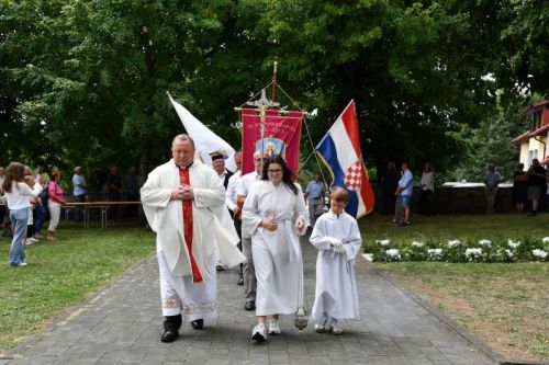 Svečano proslavljena svetkovina sv. Jelene Križarice u Rakovici