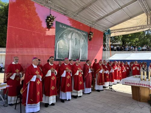 “Mučeništvo i žrtva nisu kraj već početak!” Proslava Dana hrvatskih mučenika na Udbini