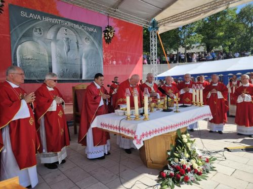 “Mučeništvo i žrtva nisu kraj već početak!” Proslava Dana hrvatskih mučenika na Udbini
