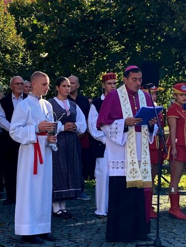 Biskup Marko Medo na blagdan Uzvišenja Sv. Križa predvodio misno slavlje u Ogulinu