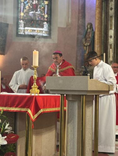 Biskup Marko Medo na blagdan Uzvišenja Sv. Križa predvodio misno slavlje u Ogulinu
