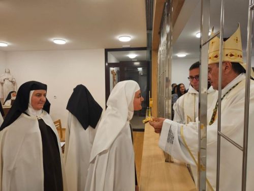 Proslavljen spomendan svete Male Terezije u samostanu Presvetog Srca u Gospiću