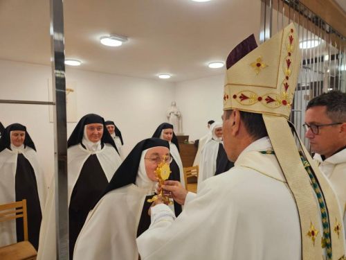 Proslavljen spomendan svete Male Terezije u samostanu Presvetog Srca u Gospiću