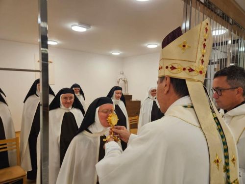 Proslavljen spomendan svete Male Terezije u samostanu Presvetog Srca u Gospiću