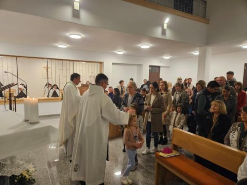 Proslavljen spomendan svete Male Terezije u samostanu Presvetog Srca u Gospiću