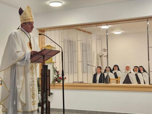 Proslavljen spomendan svete Male Terezije u samostanu Presvetog Srca u Gospiću