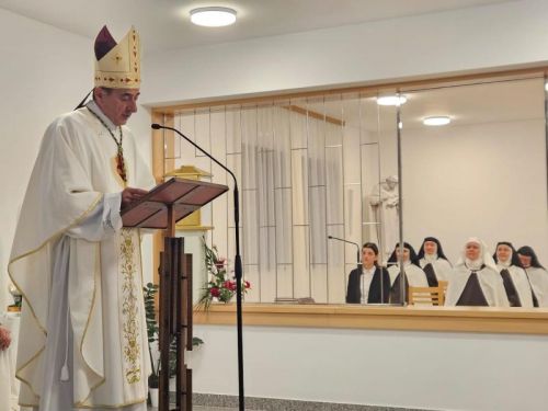 Proslavljen spomendan svete Male Terezije u samostanu Presvetog Srca u Gospiću