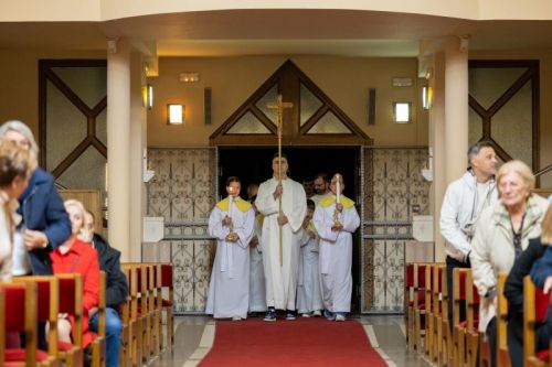 BISKUP MEDO NA 2. ČELEBIĆKOJ NOĆI