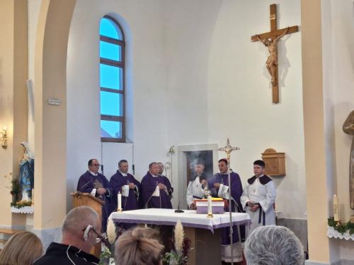 34. obljetnica stradanja Vaganca: Biskup Marko Medo predvodio misno slavlje i blagoslovio kip bl. Alojzija Stepinca