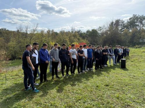 Biskupijski susret u Slunju okupio mlade Gospićko-senjske biskupije