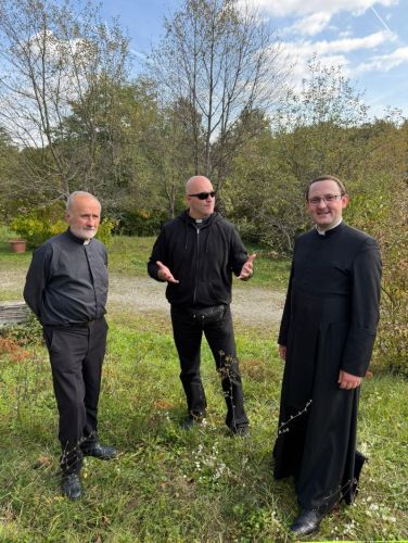Biskupijski susret u Slunju okupio mlade Gospićko-senjske biskupije