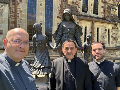 Biskup Marko Medo u pastoralnom pohodu hrvatskim katolicima u Australiji i na Novom Zelandu