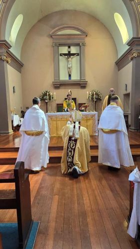 Biskup Marko Medo u pastoralnom pohodu hrvatskim katolicima u Australiji i na Novom Zelandu