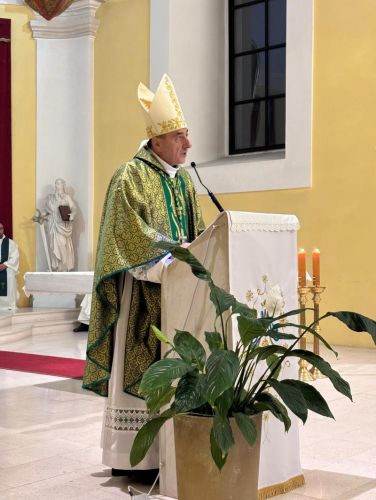 Vjernici Gospićko-senjske biskupije započeli Zahvalno hodočašće u Rim