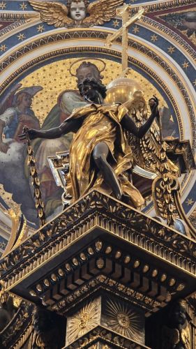 Vjernici Gospićko-senjske biskupije pohodili Vatikan drugog dana Zahvalnog hodočašća Vjernici Gospićko-senjske biskupije pohodili Vatikan drugog dana Zahvalnog hodočašća