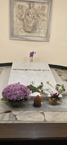 Vjernici Gospićko-senjske biskupije pohodili Vatikan drugog dana Zahvalnog hodočašća Vjernici Gospićko-senjske biskupije pohodili Vatikan drugog dana Zahvalnog hodočašća